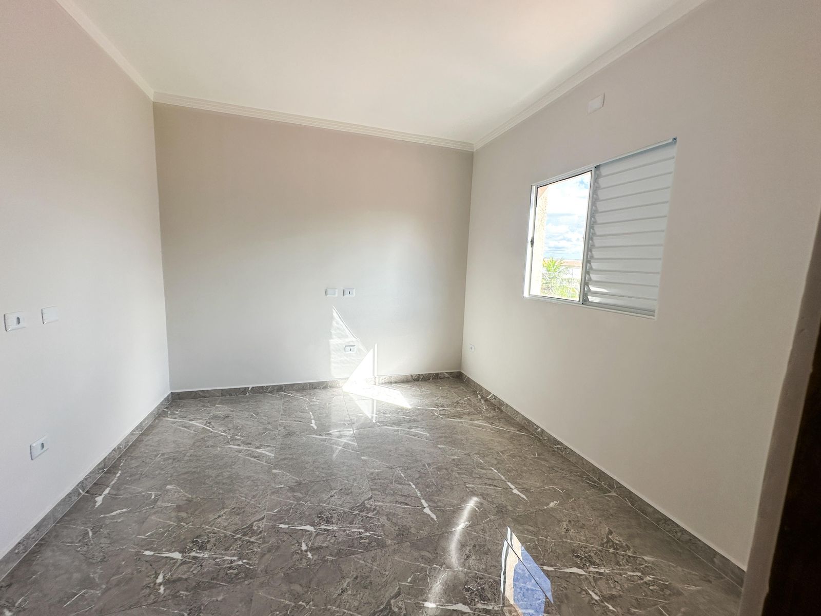 e250f8a7-7f12-4250-8b05-5feff5fd64a8.jfif