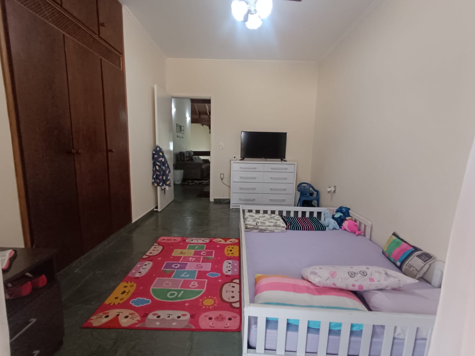 d2a3db70-cc5a-4f18-9d52-c6b54d35c89b.jfif