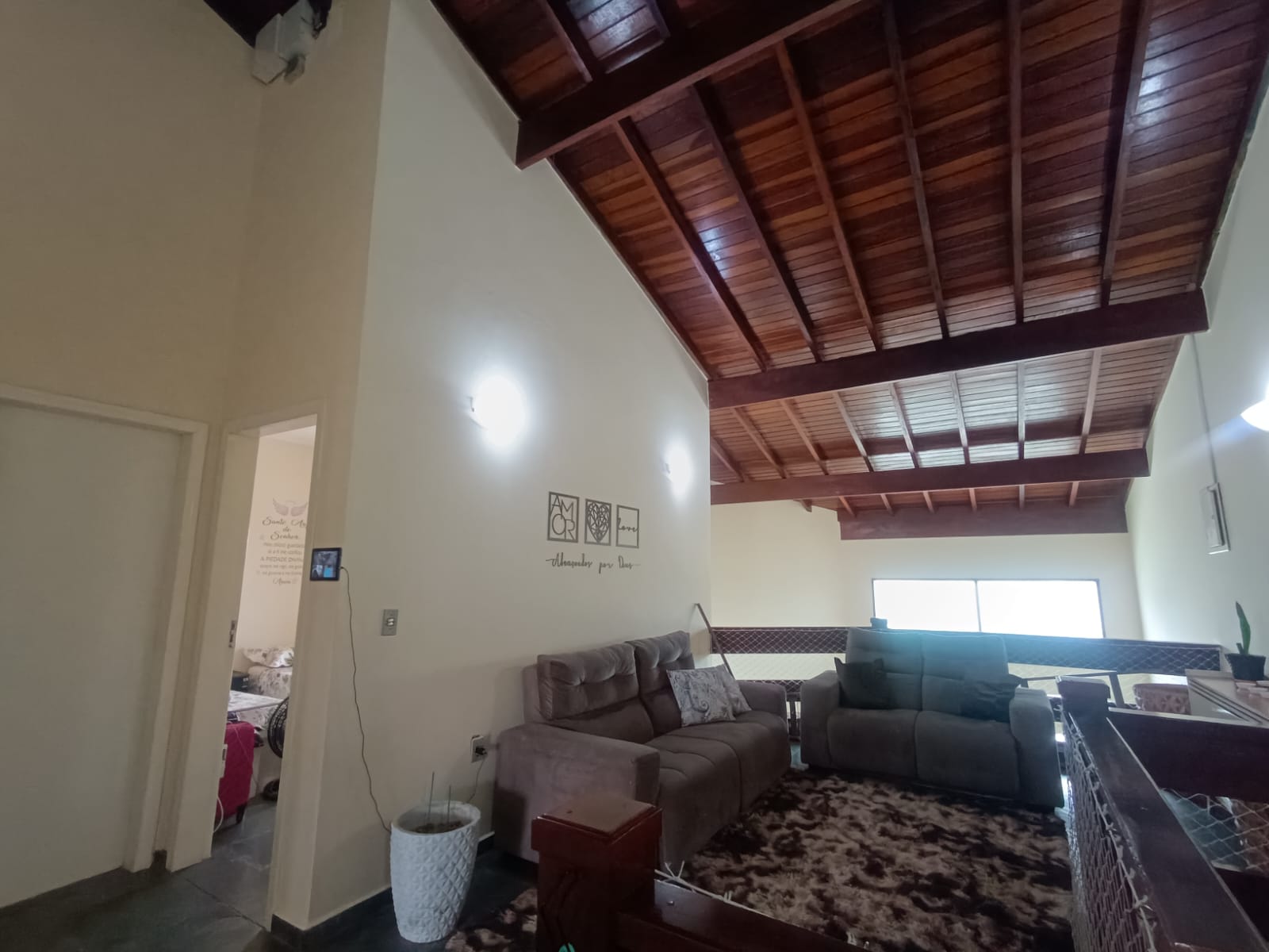 c486e208-3f2d-42f4-8dec-5646cd507622.jfif